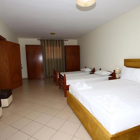 Hotel Venezia 格勒姆 外观 照片